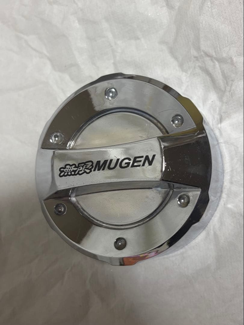 MUGEN 無限　フューエルキャップカバー