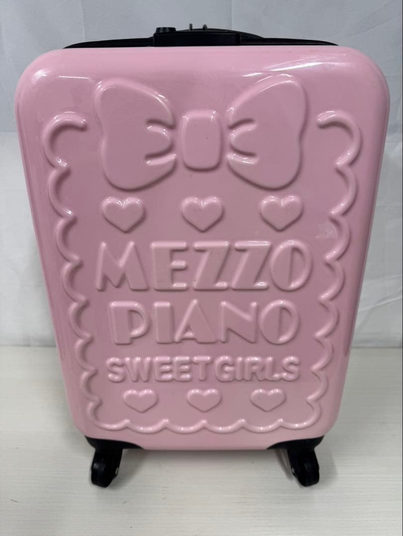 メゾピアノ　キャリーケース