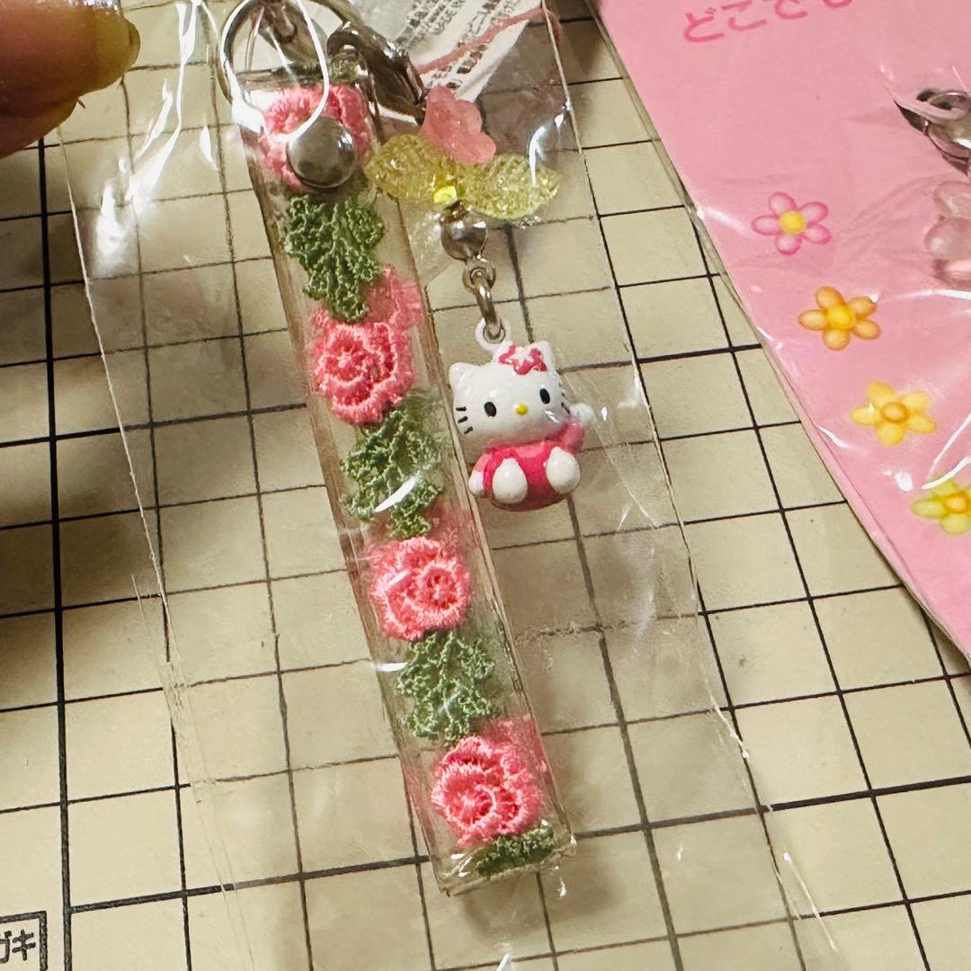 平成レトロ ハローキティ ストラップ＆チャームセット - メルカリ