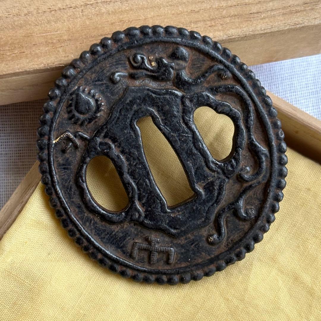 南蛮鍔　日本刀装具　玉追い龍