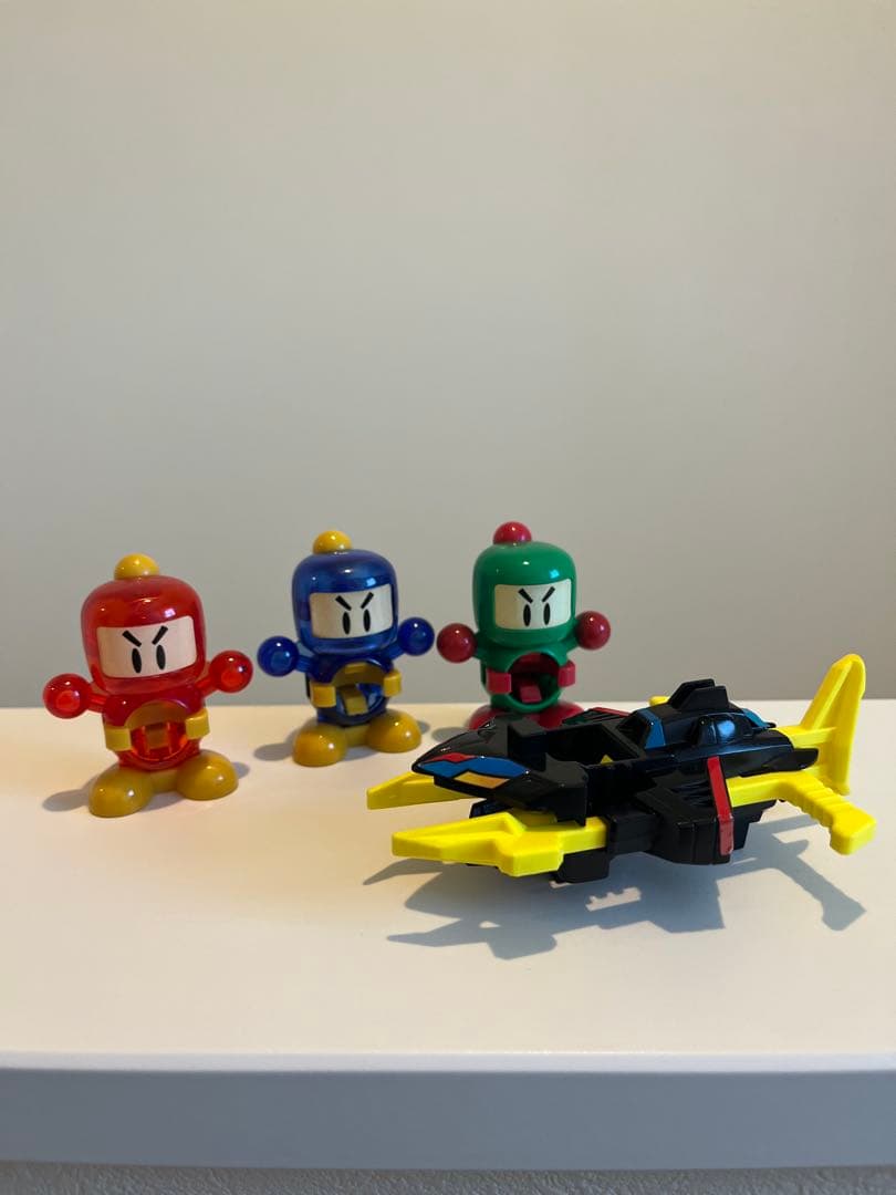 ビーダマン グリーン クリアレッド クリアブルー ワイバーン Battle B-daman Chrome Zephyr Clear Ver. with Red Clear DHB Zero