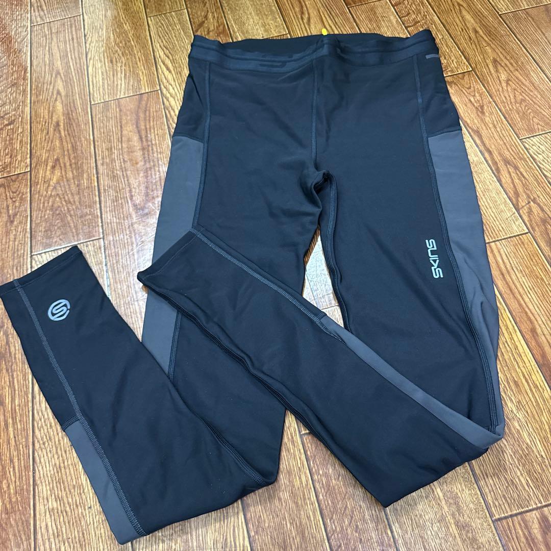 冬季限定割引！SKINS 冬用　メンズ用　コンプレッションタイツ L 黒 スキンズ（SKINS）（メンズ）着圧 コンプレッション 防寒タイプ SERIES