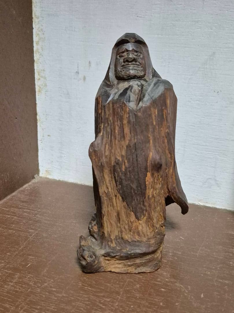 達磨大師像　達磨像　木彫り　木像　工芸品　置物　一点物 骨董 木喰 木彫 木彫り像 達磨大師 達磨像 - メルカリ