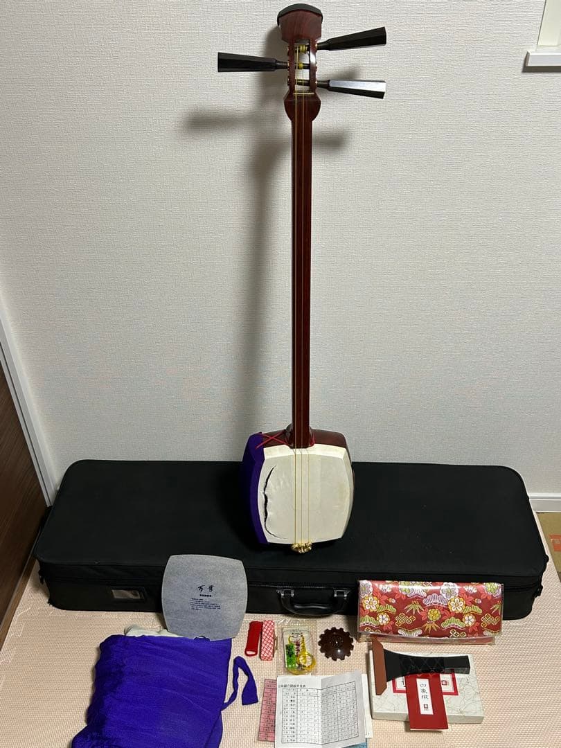津軽三味線　太棹　銀河印　バチ・セミハードケース付