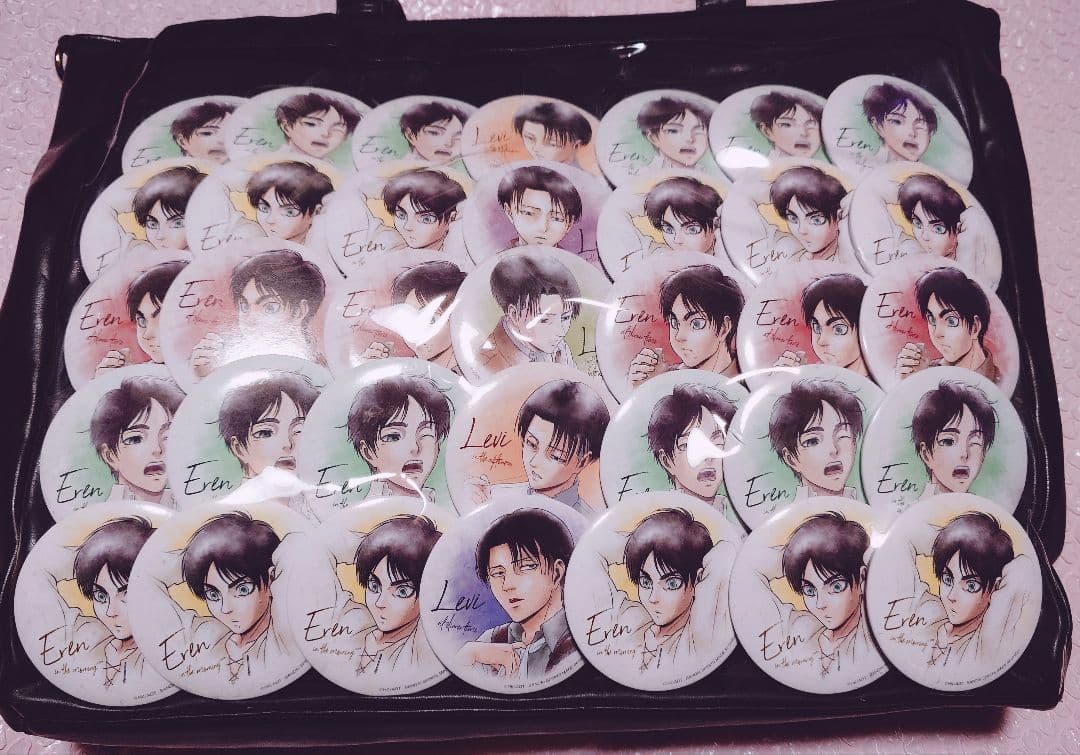 進撃の巨人 リヴァイ エレン 缶バッジ 痛バ attack on titan 進撃の巨人 缶バッジセット エレン&リヴァイ: キャラグッズ