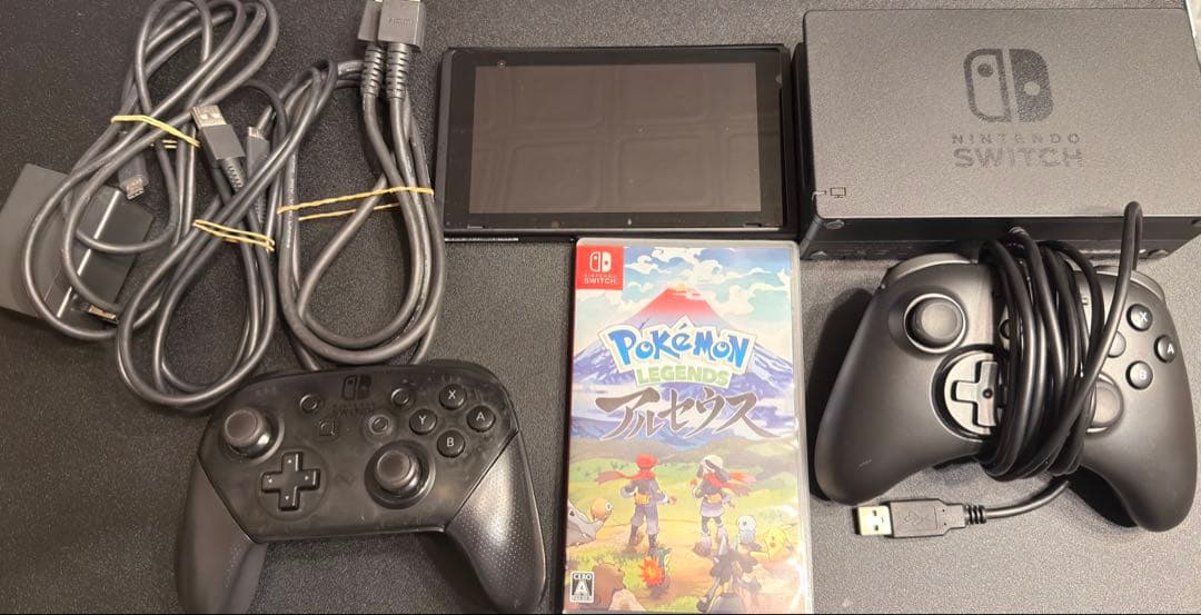 Nintendo Switch 本体のみ　プロコン、ソフト、周辺機器付き