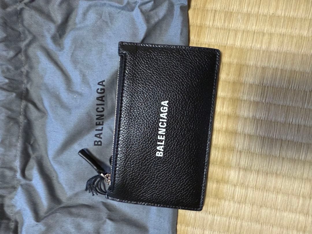 BALENCIAGA ブラックレザー &カードケース　イタリア製 限定！BALENCIAGA☆CASH CARD CASE ON KEYRING クロコ型押☆即納