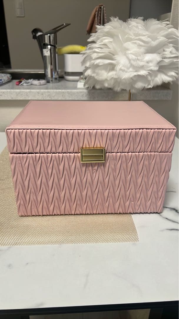 Francfranc ピンク ジュエリーボックス ミラー付き NEW】エンボス ジュエリーボックス │ 浦和PARCO-パルコ-
