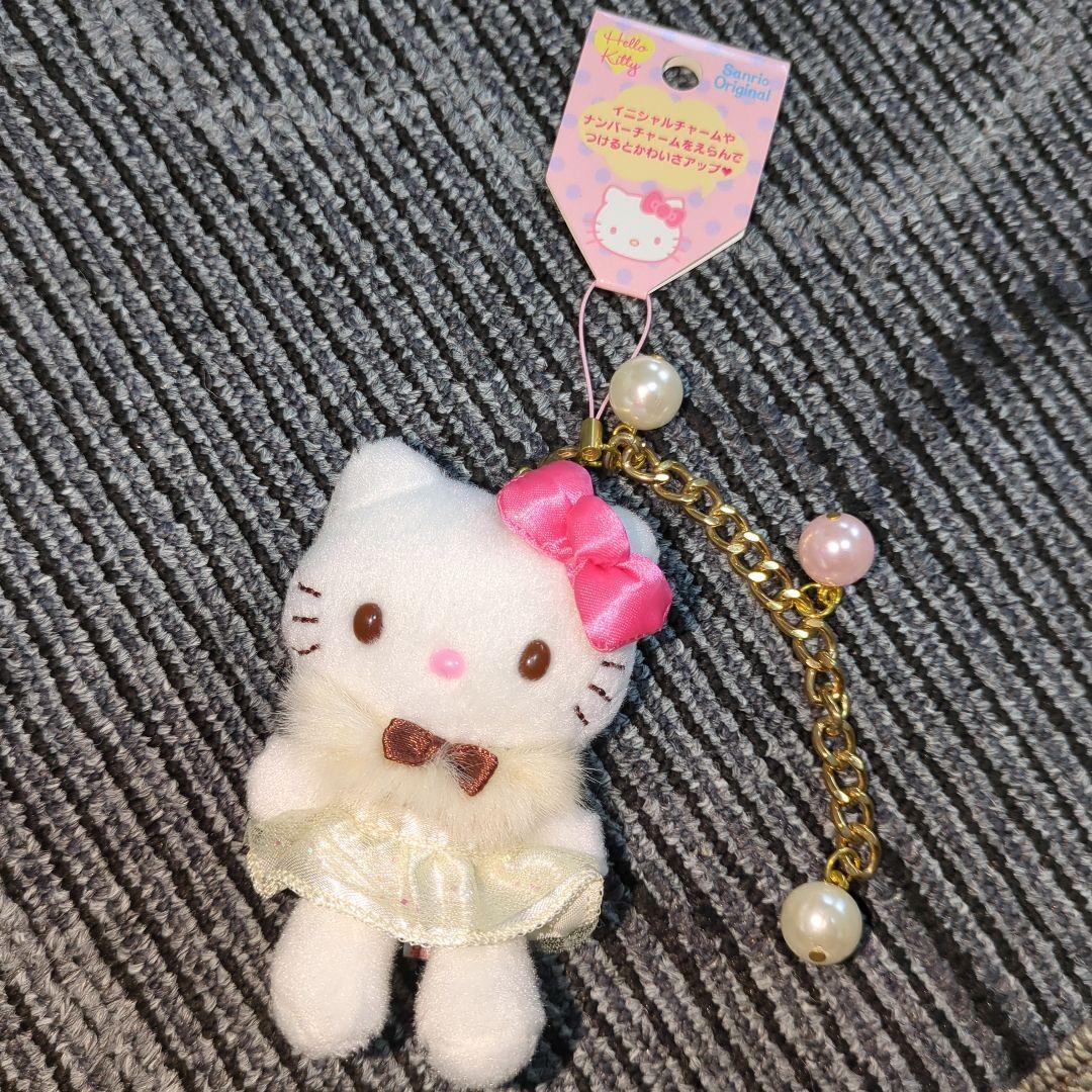 レア！　ハローキティ　マスコット　アクセ　チュール　チャーム　ストラップ