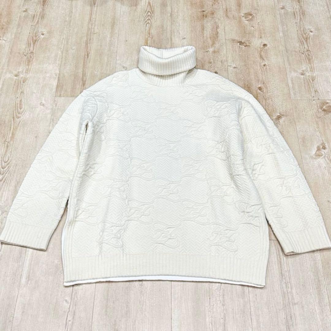 FENDI フェンディ ニット FFロゴ FZX697