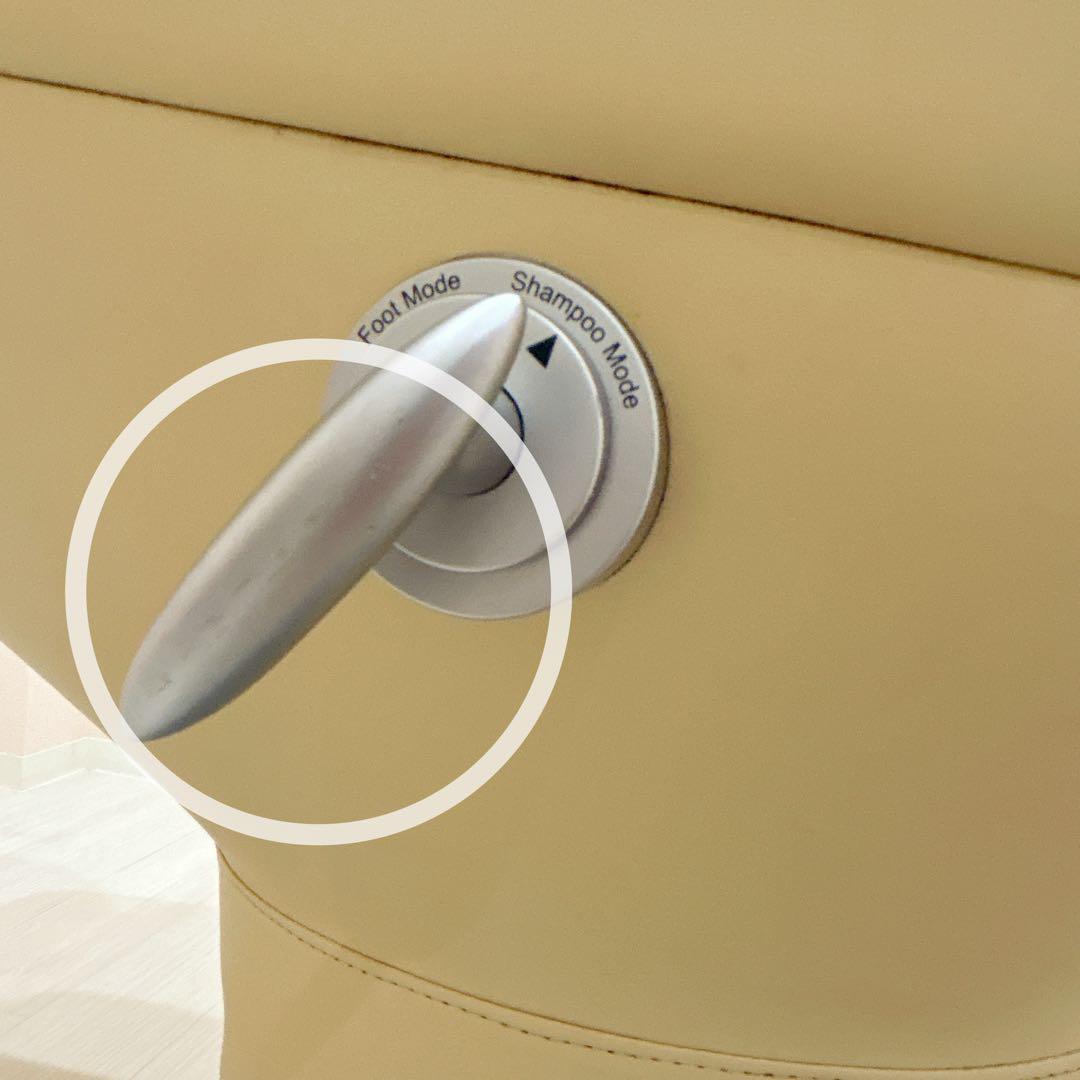 美品✨Reserve RS-002A マルチチェア 理美容室 🏁 エステネイルサロン