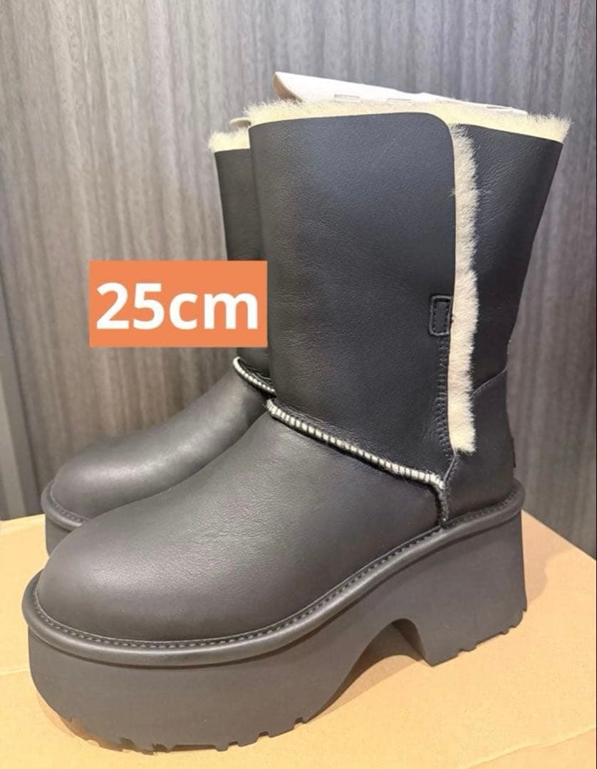 新品未使用/UGG W ESMEE LEATHER BOOT25cm
