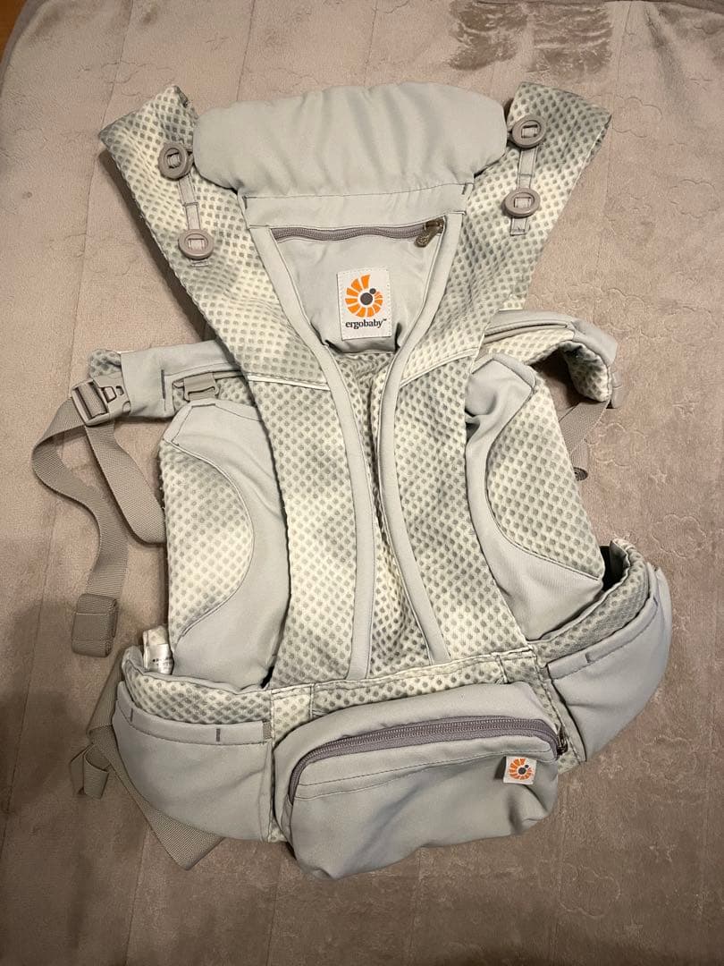 ergobaby 抱っこ紐 タイダイグレー　オムニブリーズ　エルゴ　おまけ付き