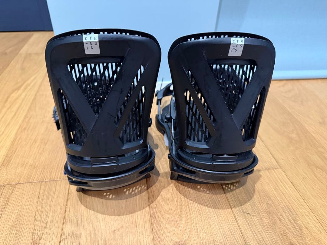 バートン　ジェネシス　ブラック　Re:Flex 4x4 M