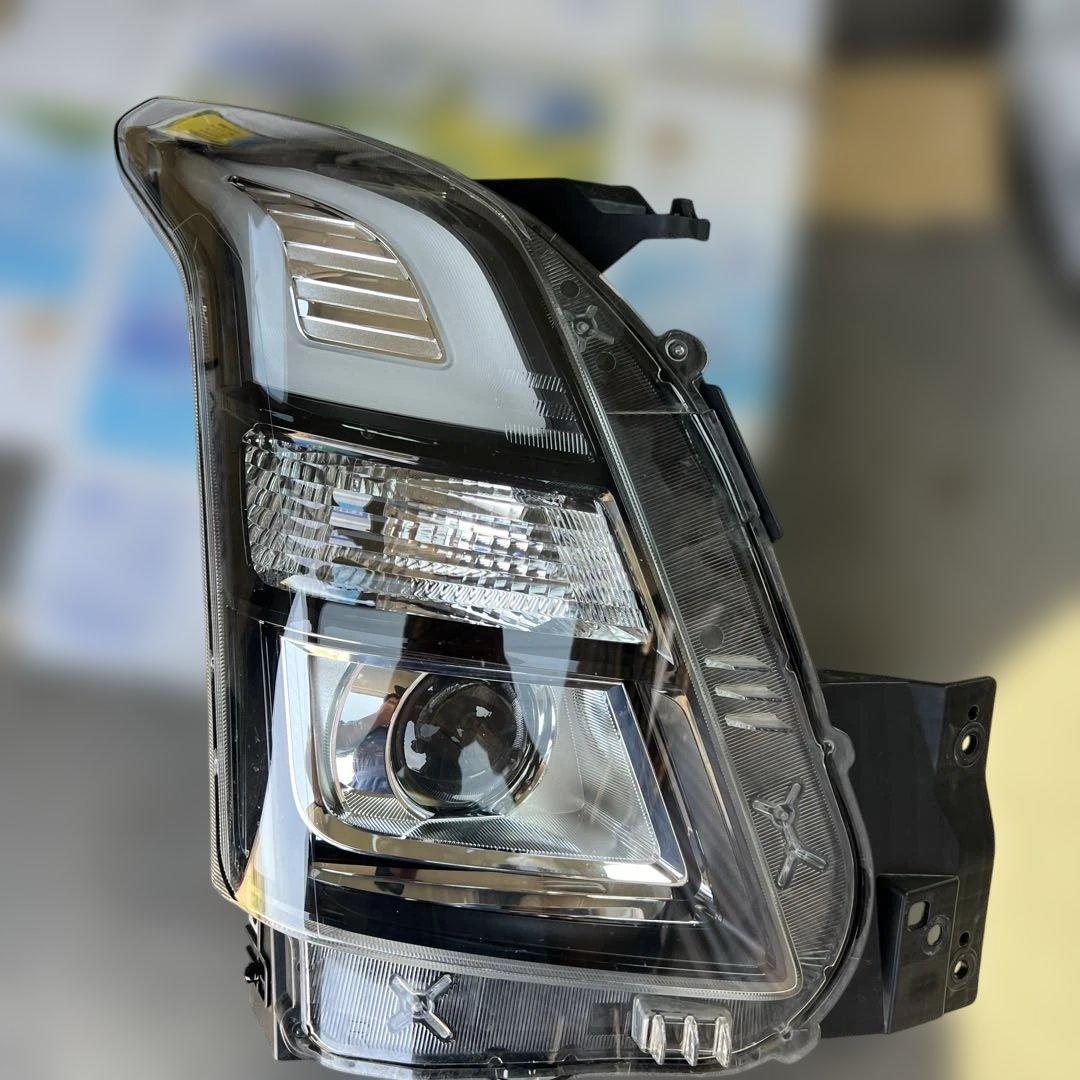 ワゴンRヘッドライト