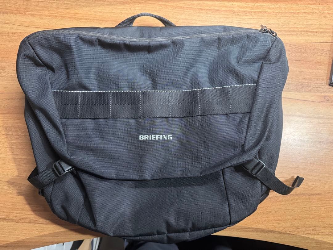 BRIEFING MFC メッセンジャーバッグ ブラック M MFC MESSENGER（Mサイズ）（MFC メッセンジャー（Mサイズ）（16インチ