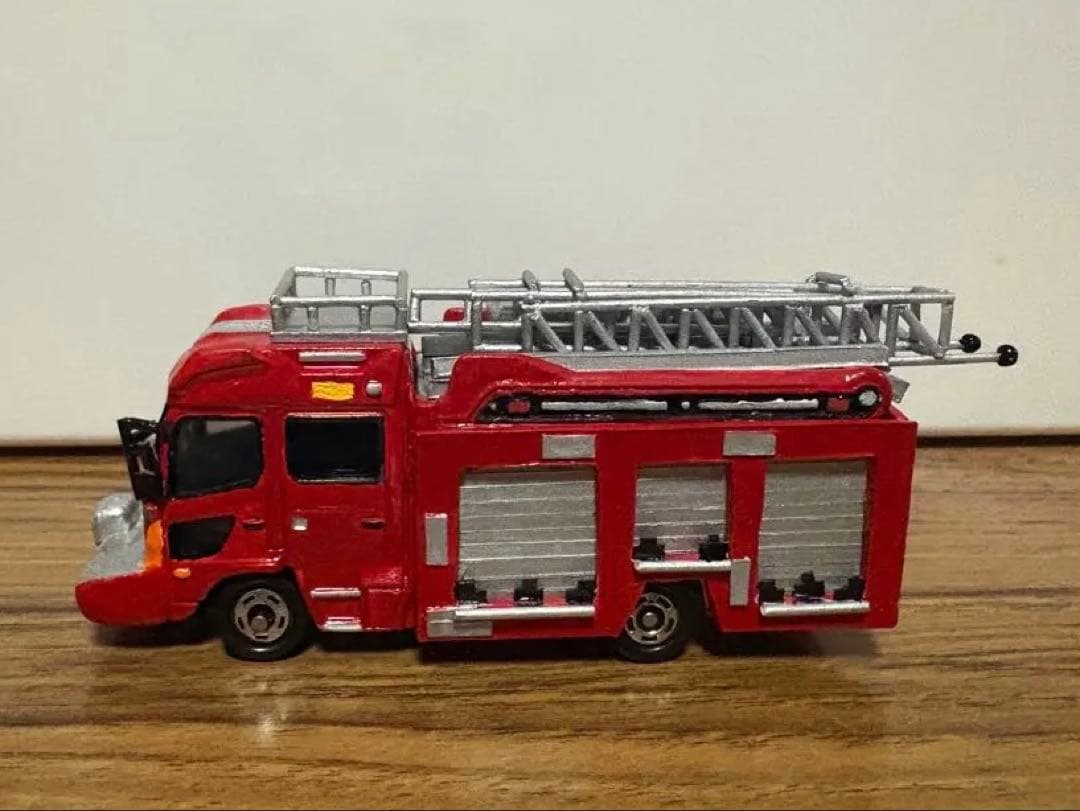 トミカ 消防車改造セット 大規模震災用高度救助車と大型水槽車の2台セット