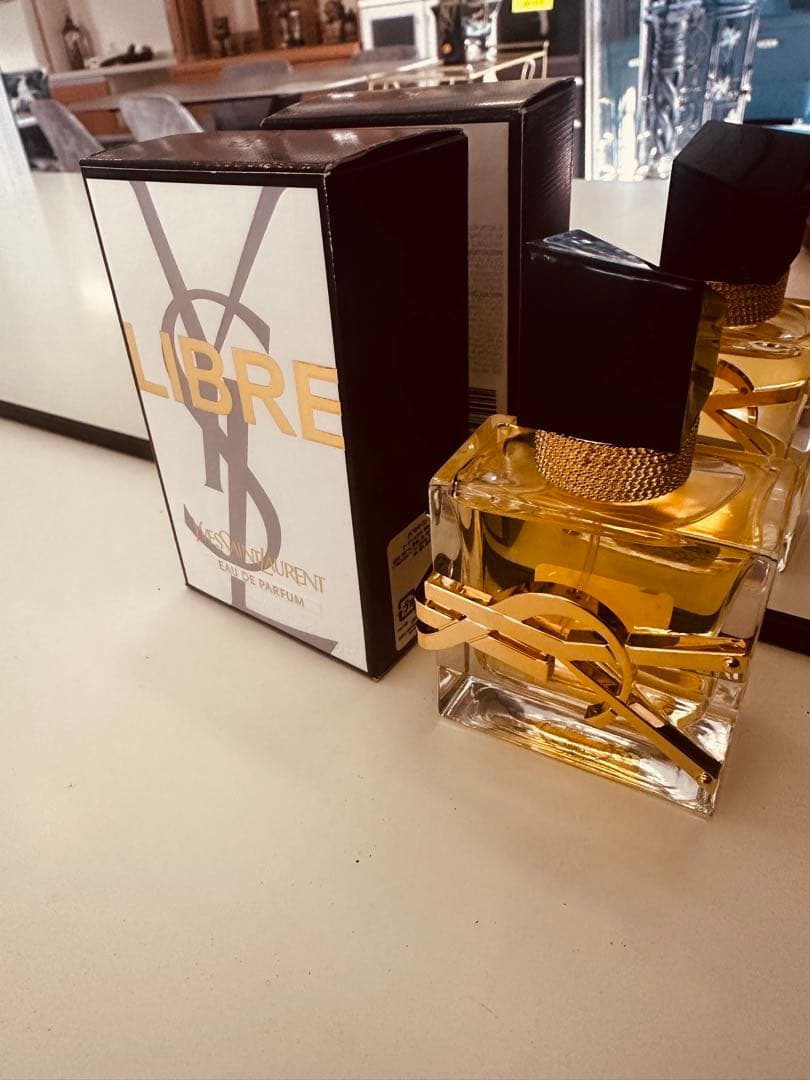 Yves Saint Laurent LIBRE 香水