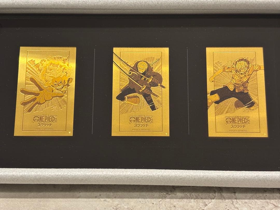 ！ONE PIECE スクラッチ 純金イラストプレート ワンピース スクラッチ 純金オリジナル イラストプレート3枚セット世界