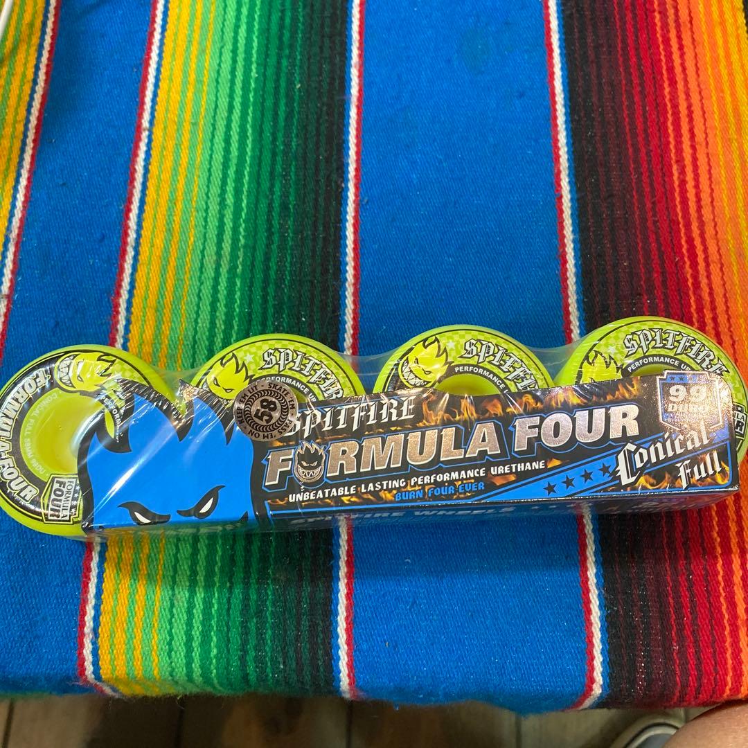 スケートボード SPITFIRE FORMULA FOUR Conical Full 58mm Amazon.co.jp: Spitfire Formula Four Conical Fullスケートボード