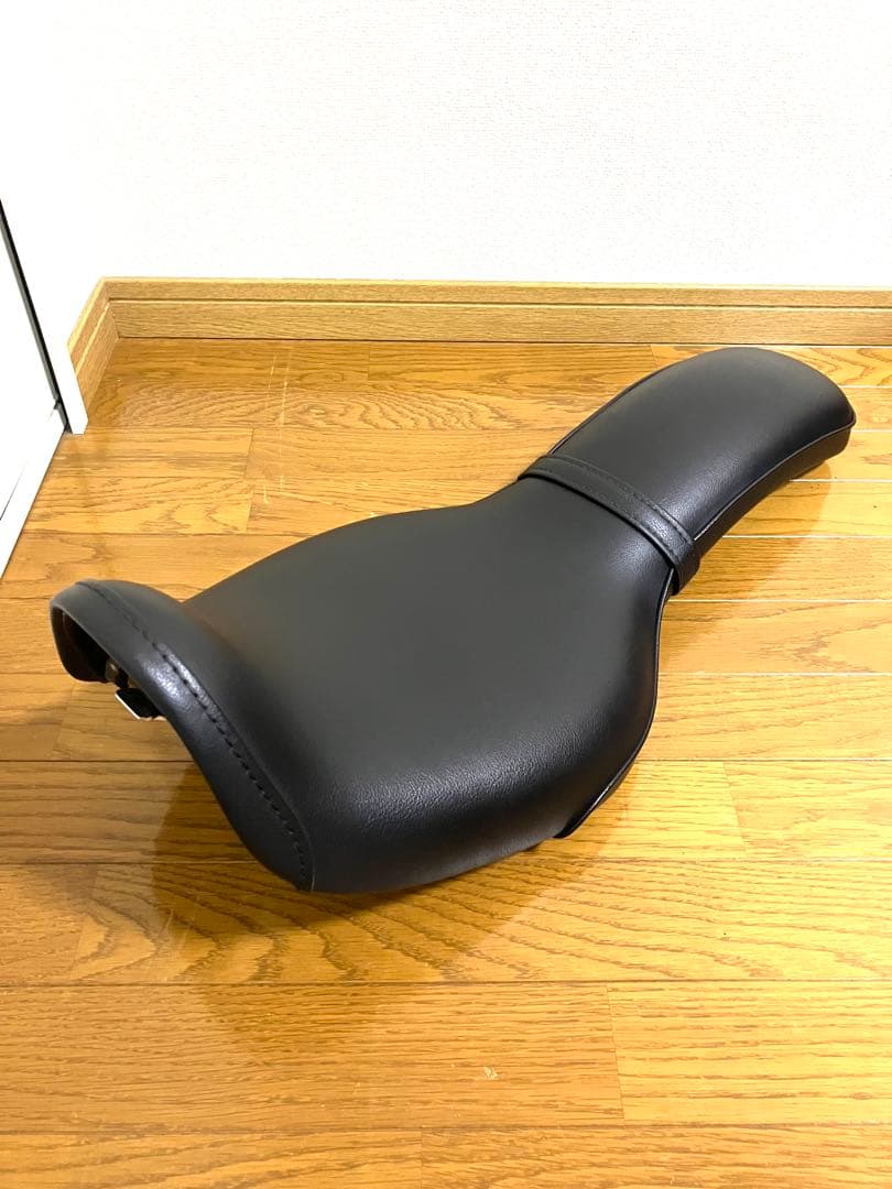 K&H ケーアンドエイチ　ハーレー　 ダイナ　シート　コブラ