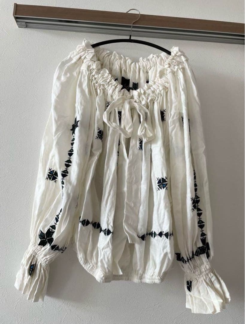 dahl'ia × 6】GATHER BLOUSE ダリア ロク - メルカリ