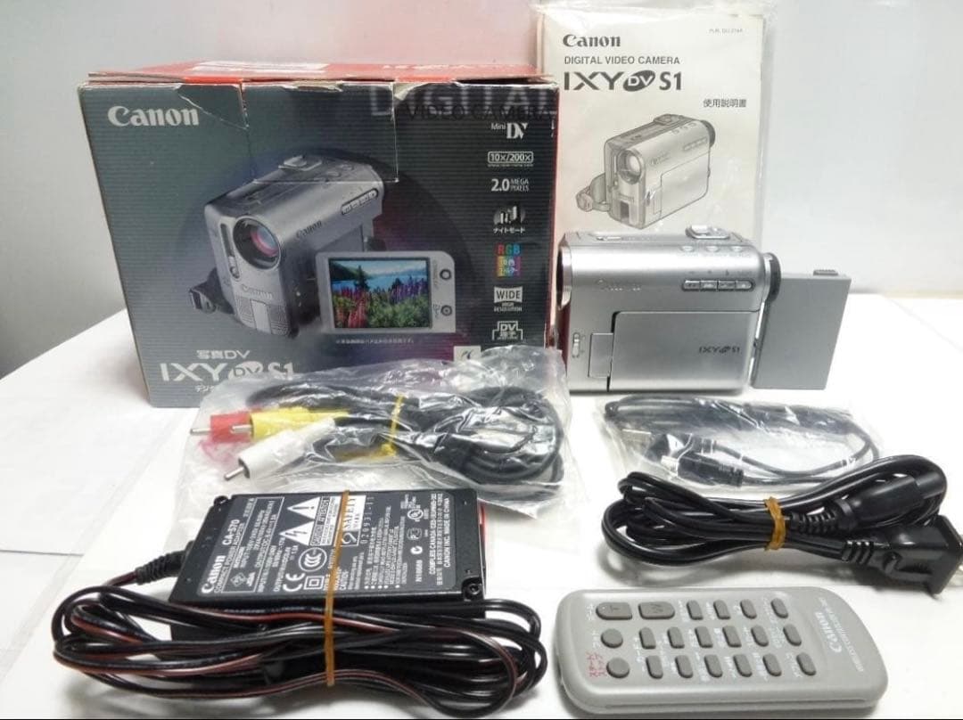 希少　動作品　キャノンビデオカメラ　DM-IXY DV S1　Mini DV Amazon | Canon IXY DVS1 デジタルビデオカメラ DM-IXYDVS1 | ビデオ
