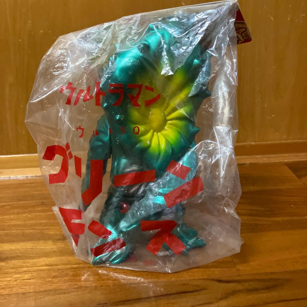 M１号 グリーンモンス　3期　ソフビ M1号 グリーンモンス 蓄光ソフビ 緑 未開封 ウルトラマン マルサン