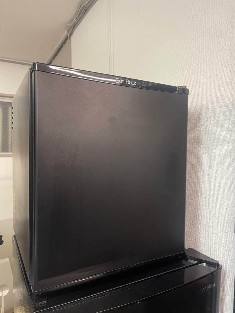 サンルック1ドア冷蔵庫 SR-R4805 2023年製