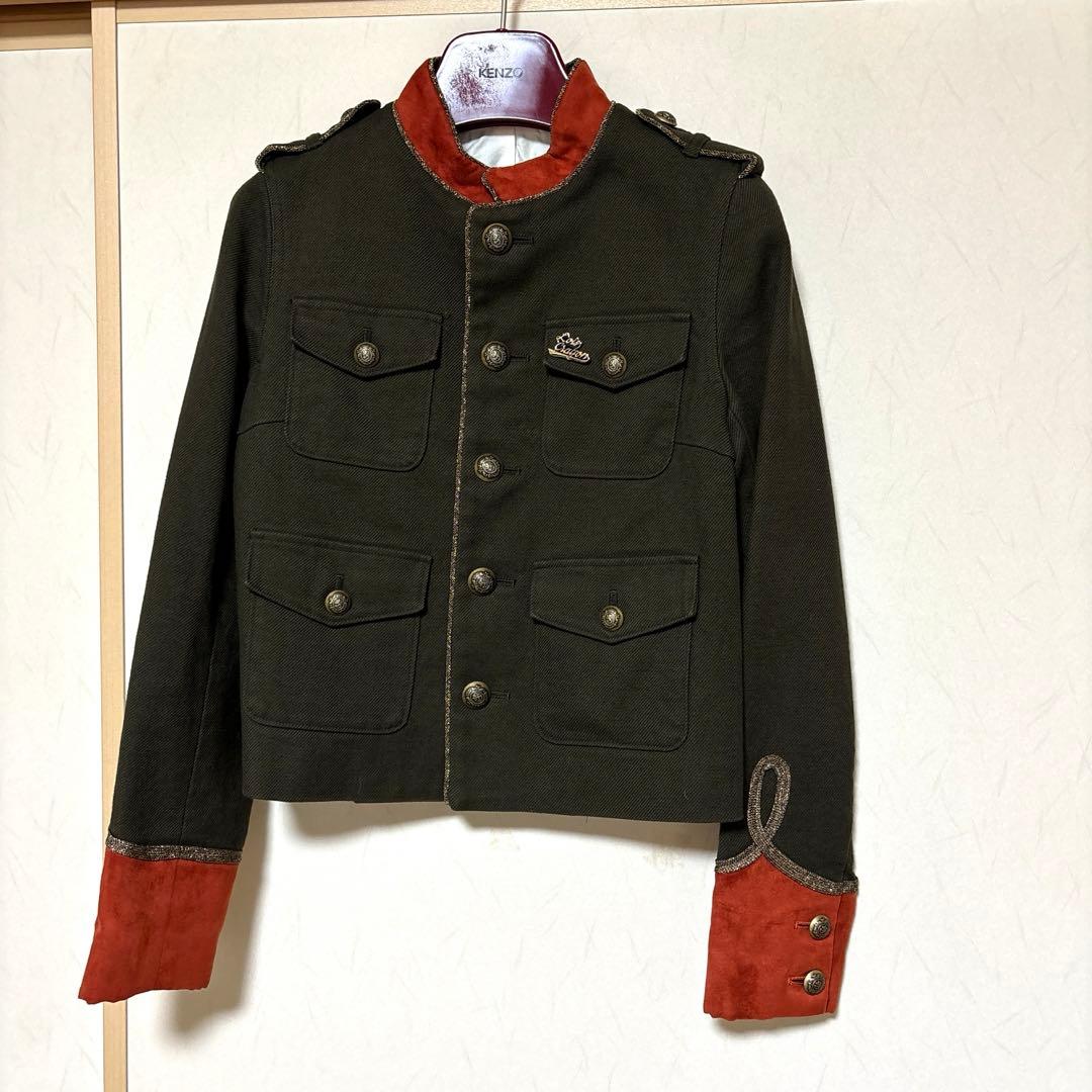 冬到来！新品ロイスクレヨンミリタリージャケット 焦茶色とオレンジのコントラスト