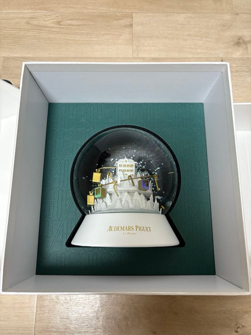 Audemars Piguet(オーデマピゲ) VVIP スノードームノベルティ Audemars Piguet(オーデマピゲ) VVIP スノードームノベルティ - メルカリ