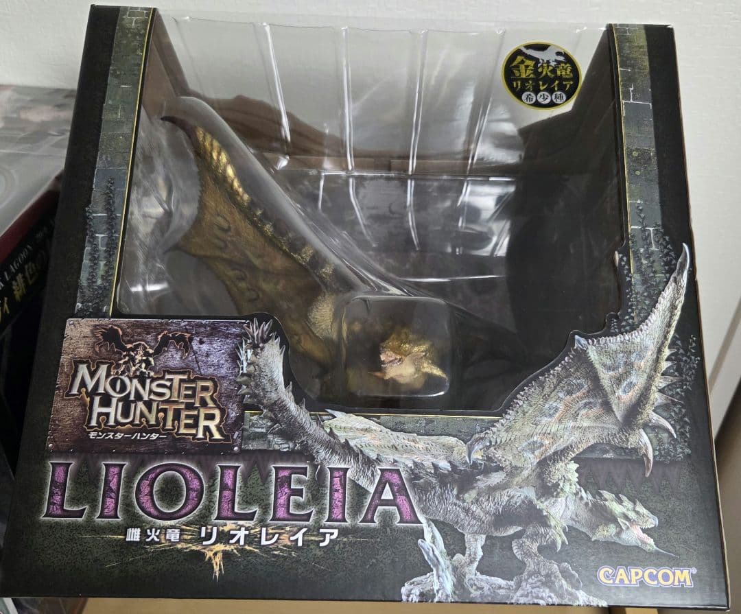 モンハン リオレイア希少種 フィギュア クリエイターズモデル