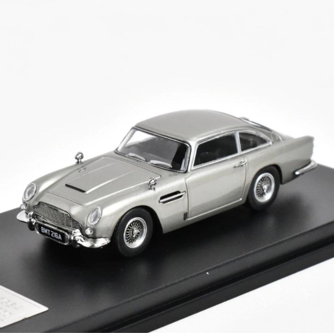 アストンマーチン db5 1/64 フィギュア付き