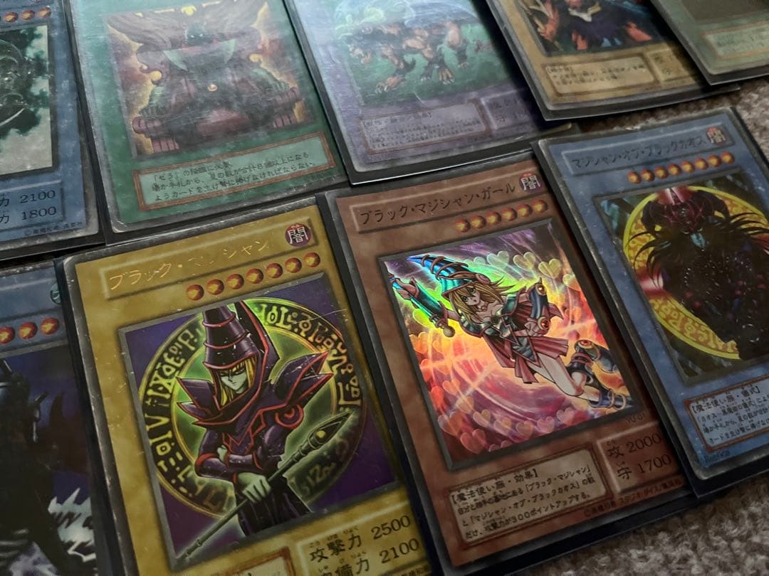 遊戯王 初期カード シール まとめ売り 385枚 - メルカリ