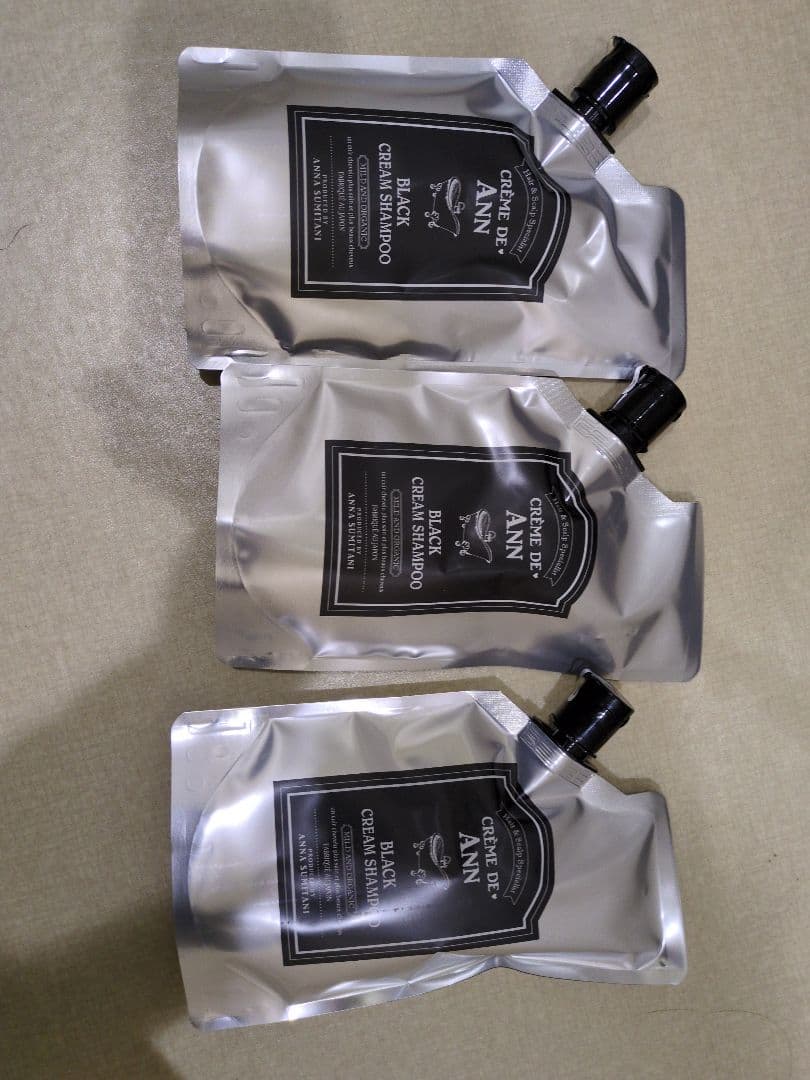 クレーム・ド・アン ブラッククリームシャンプー 3個セット