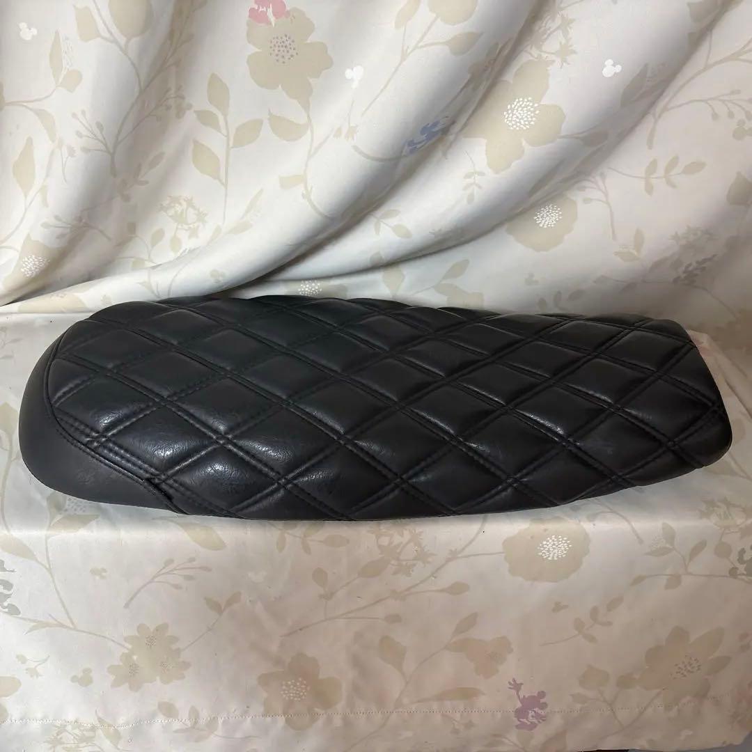 モートーン　ボンネビル　空冷　ダイヤモンドステッチ　スキニーシート Motone(モートーン) シート スキニー MAMBA ダイヤモンドステッチ