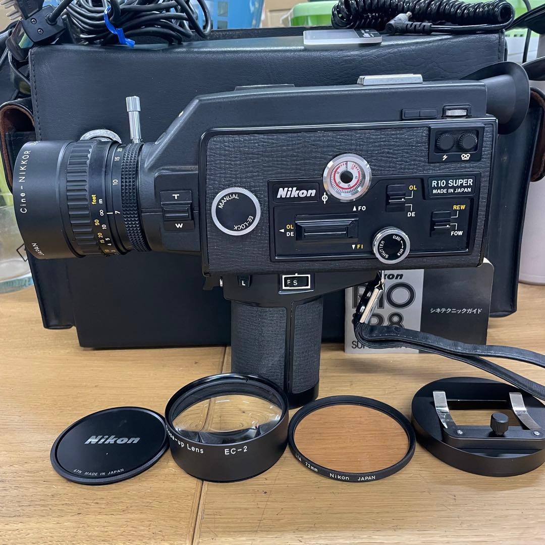 概ね美品 Nikon R10 Super 8mmフィルムカメラ