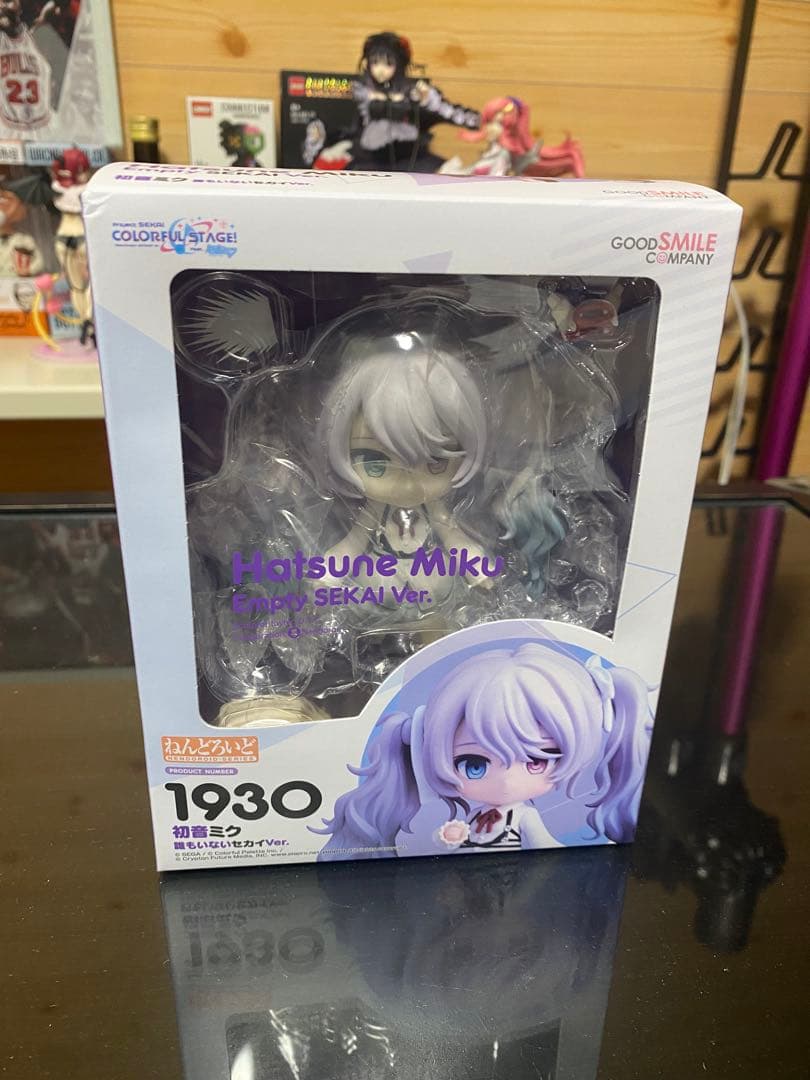 【新品未開封】ねんどろいど 初音ミク 誰もいないセカイVer