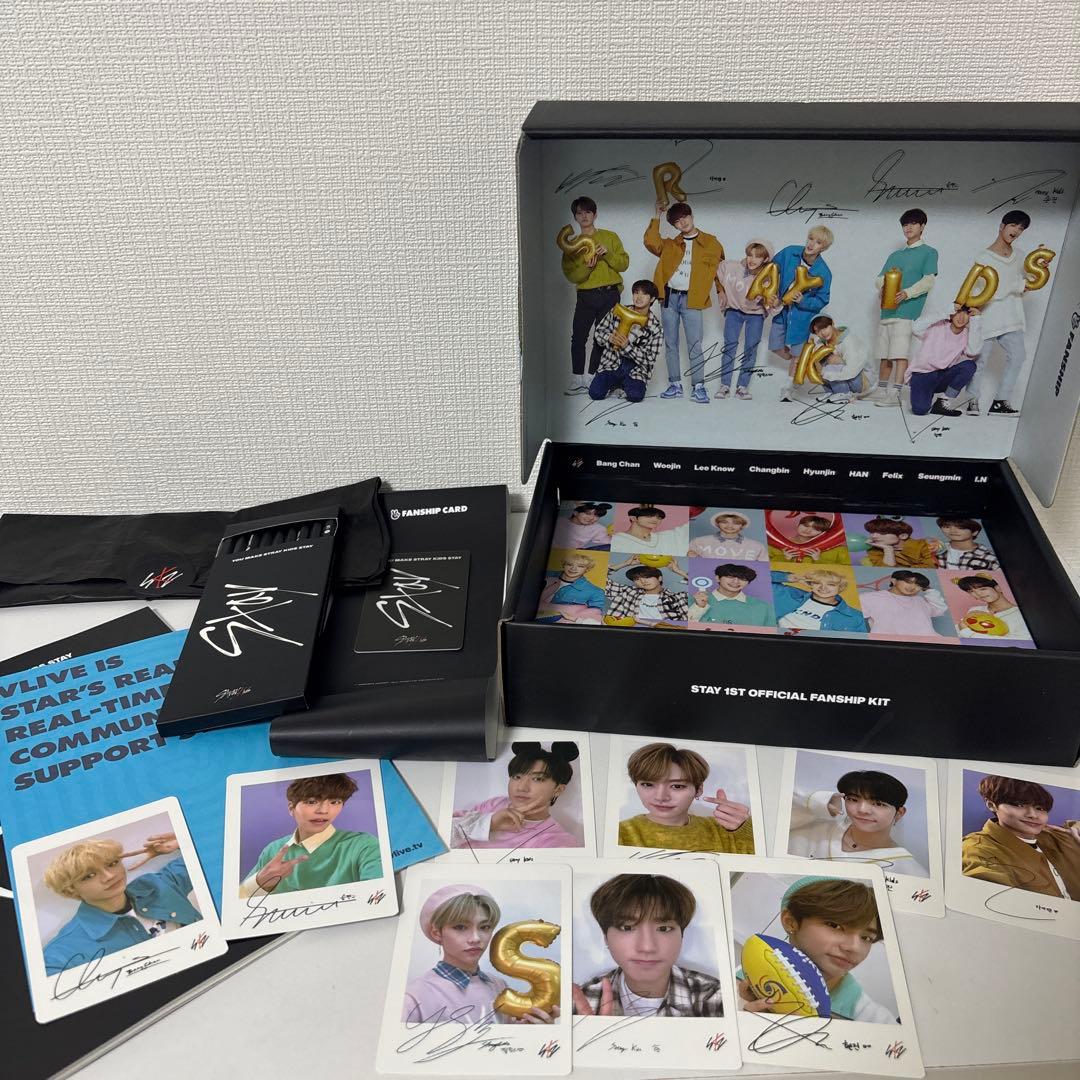 タレントカード straykids 1st fanship kit