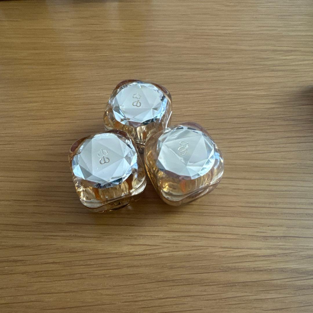 クレドポーボーテ　ラ・クレーム　クリーム3つセット　未使用品