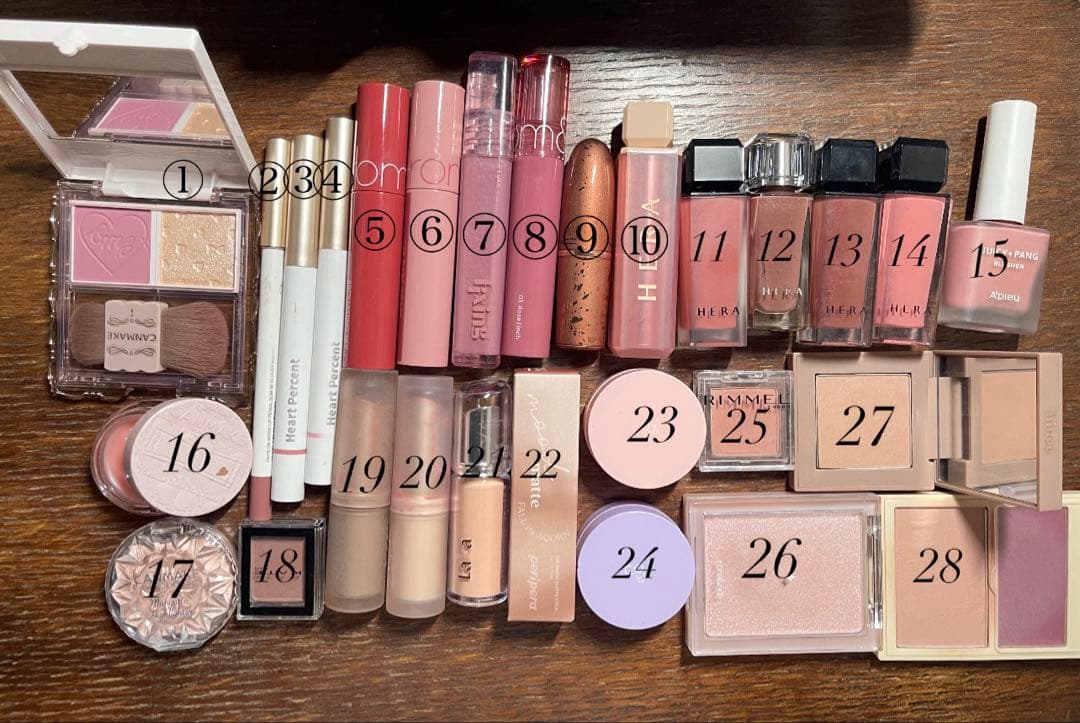 【バラ売り可】27点まとめ売りリップ・グロス・チーク・アイシャドウまとめ売り Qoo10] GOGO TALES 【宝石シリーズ セット】アイシャドウ&チ