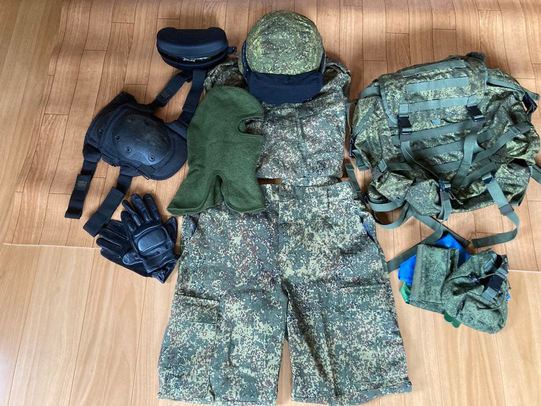 ロシア軍装備セット - メルカリ