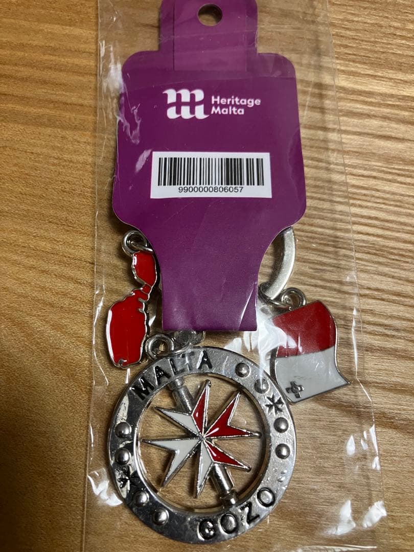 大阪関西万博　マルタ　キーホルダー　　非売品