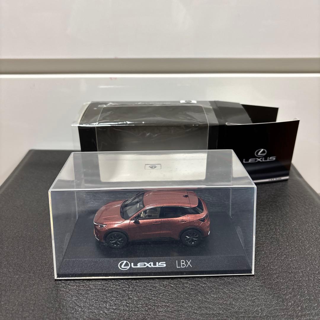 Y*y様 LBX 1/43 京商