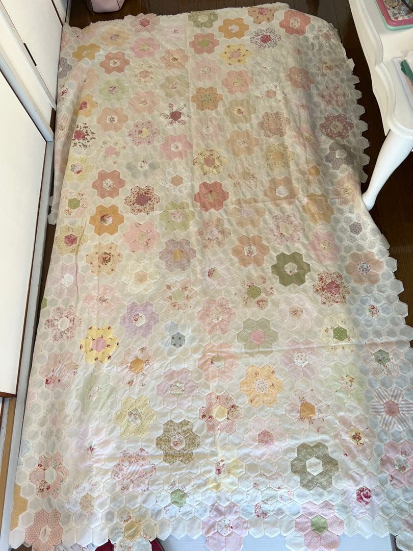 ☆値下げしました パッチワーク ベッドカバー ヘキサゴン