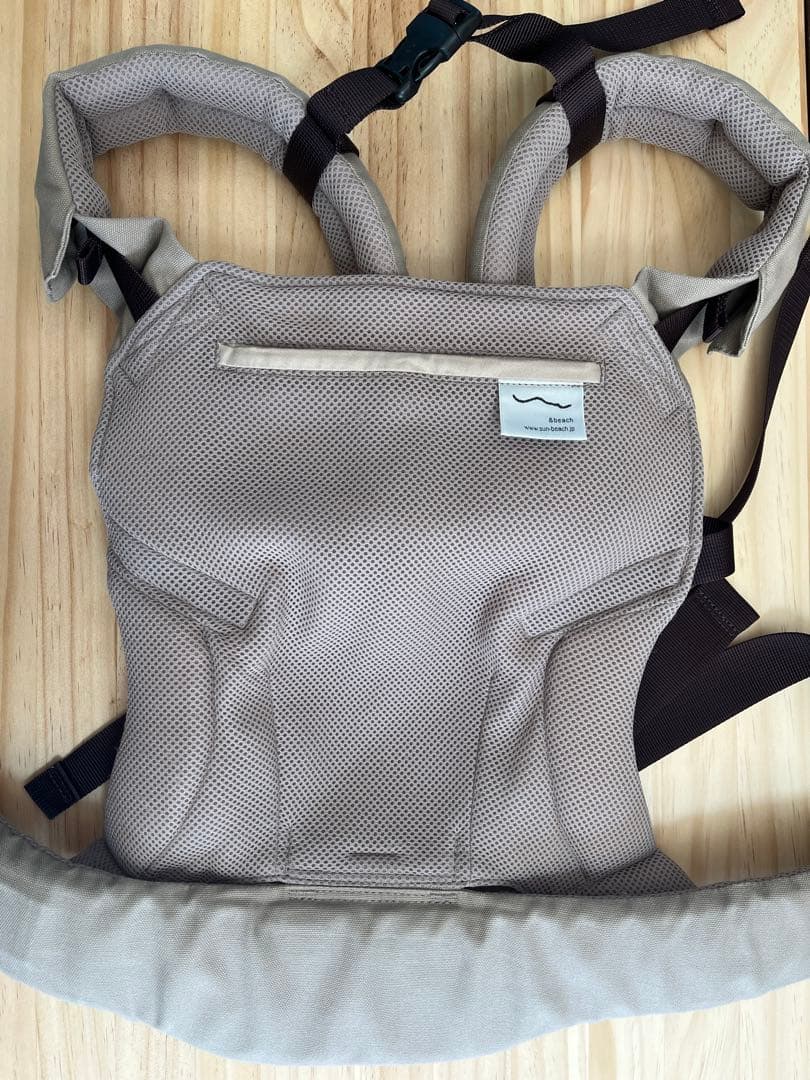sun&beach 抱っこ紐　OM-1 メッシュ　ベージュ　腰パッドあり