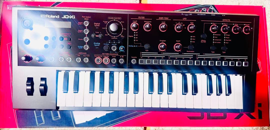 値下げ！新品！Roland JD-Xi シンセサイザー 37鍵 専用ケース付