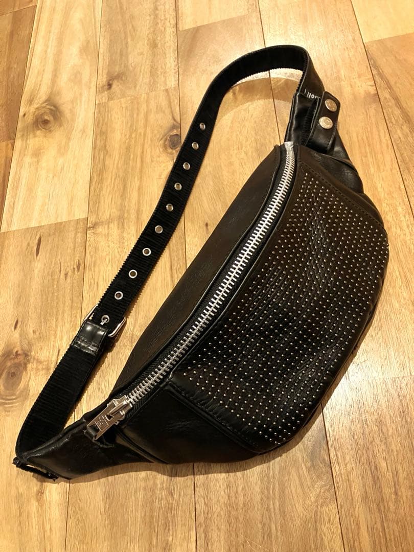 【和】ショットschott ボディバッグ　スタッズ