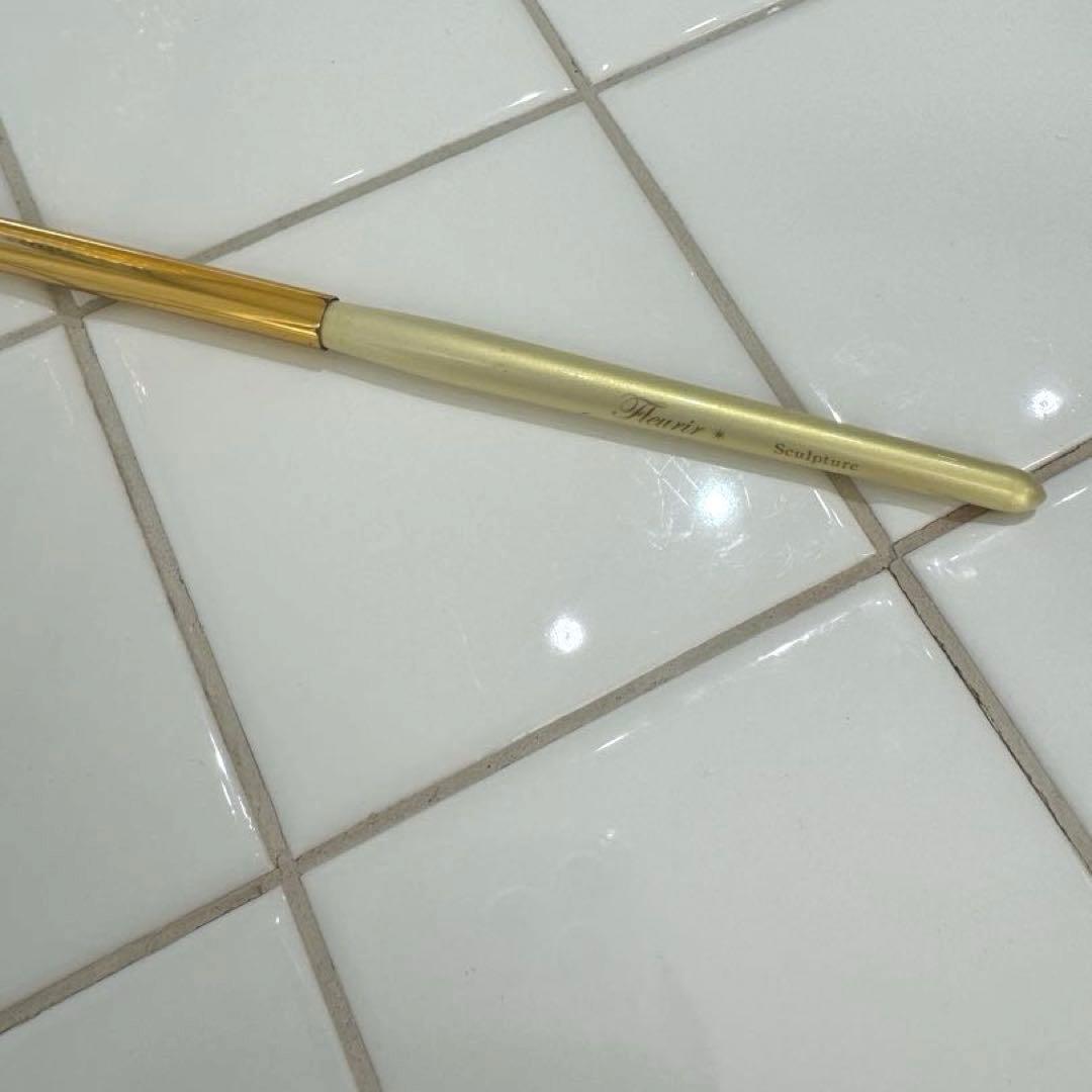 フルーリア　スカルプチュアブラシ　スカルプチュア筆　ホワイト 楽天市場】フルーリア スカルプチュアブラシ No,5 : プロ用ヘア