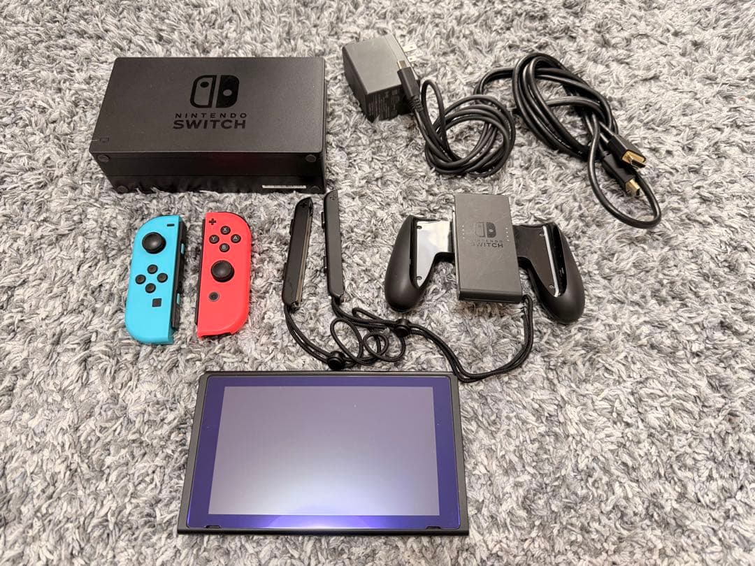 Nintendo Switch 本体 青/赤 付属品・SDカード付き 箱無し